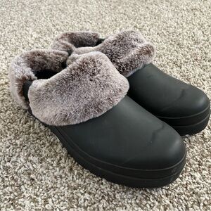 Size 8 / Women's Hunter Clogs